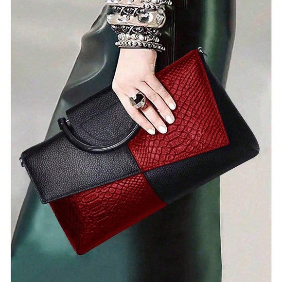 Elegant Black and Red Handbag - Picture 2 of 6